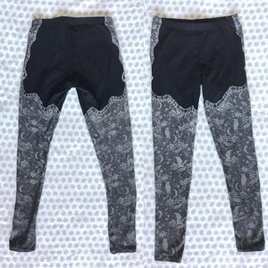 Lace print leggings - medium